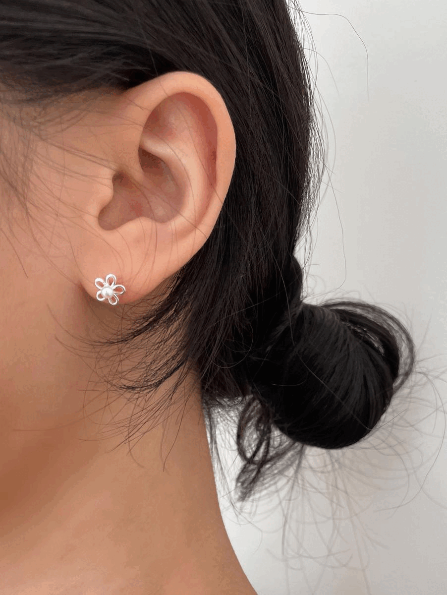 925silver pearl point flower earring
