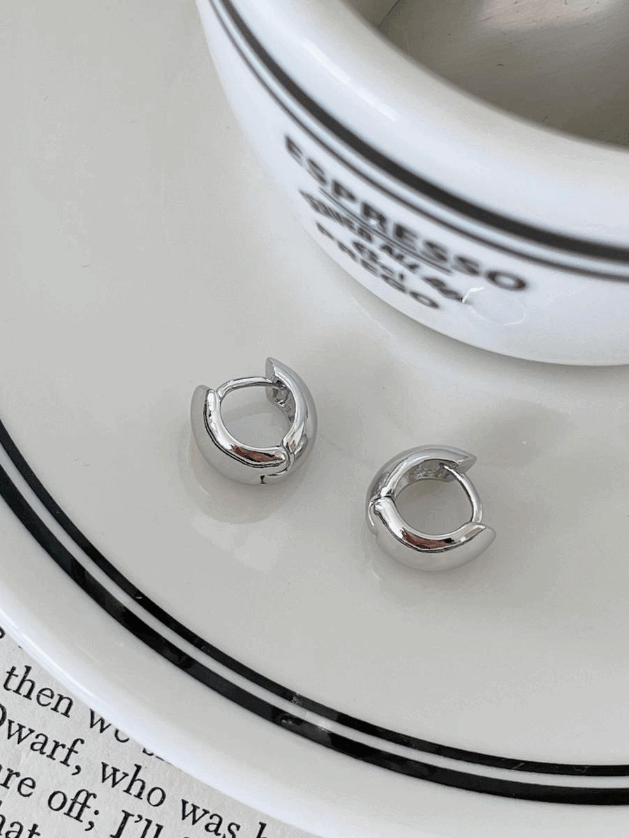 mini bold one-touch ring earring