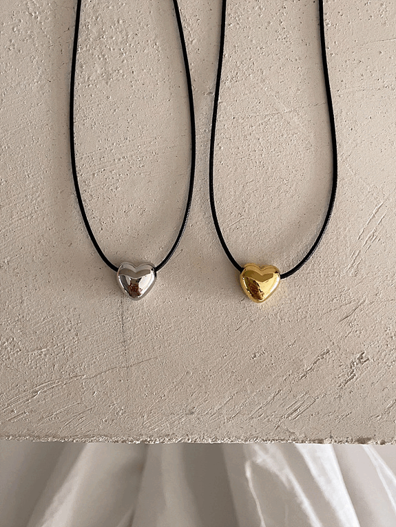 mini heart black chain necklace