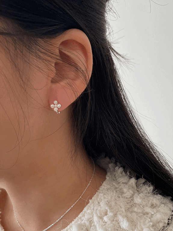 925silver 4 pearl flower earring